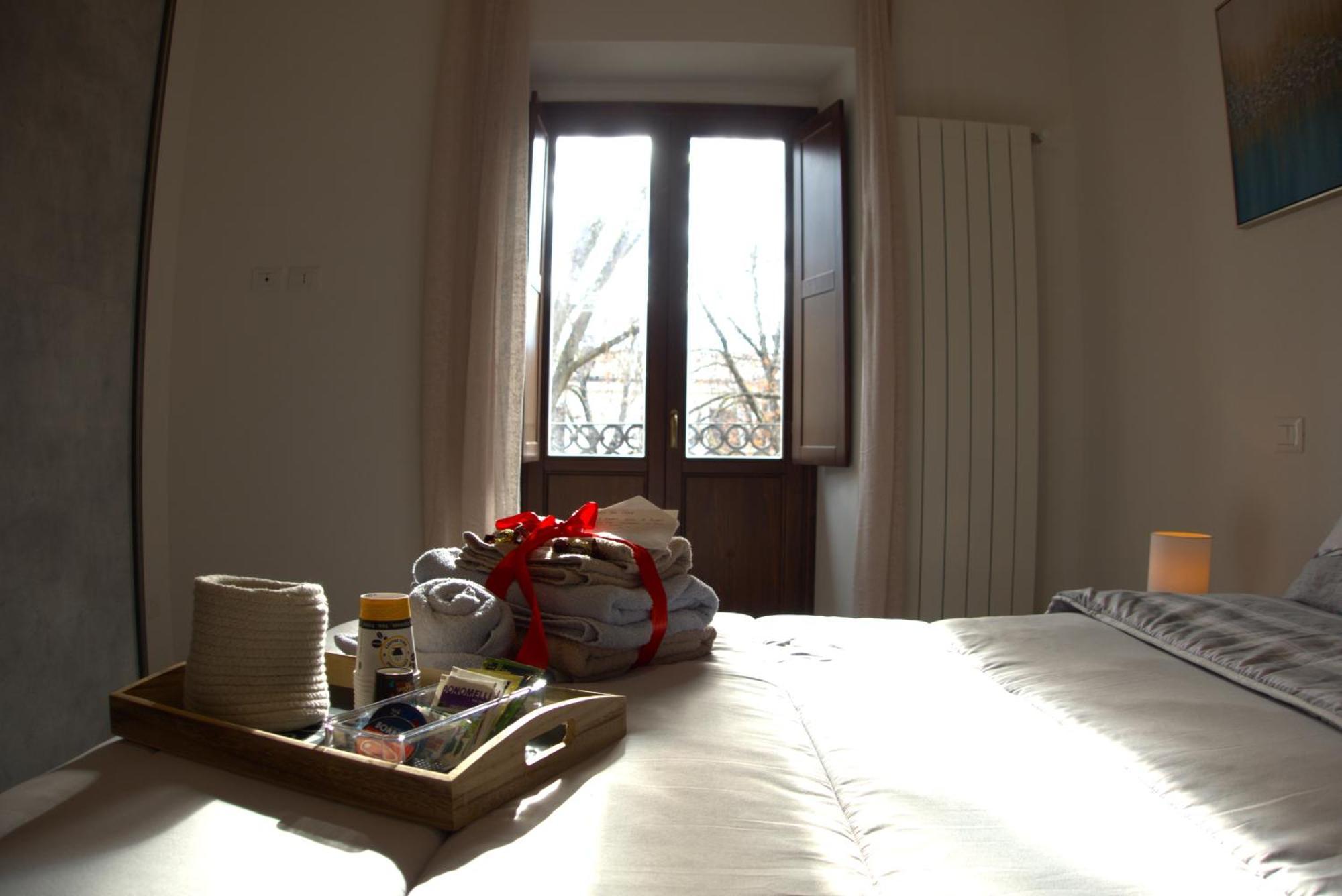 Dimora Del Sole - Civico 13 Hotell LʼAquila Exteriör bild
